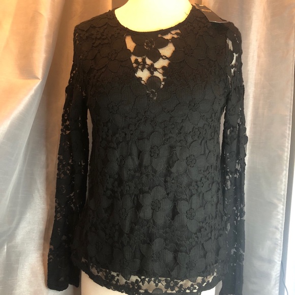 Hollister Tops - Hollister laced lined top. Size medium